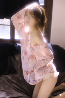 12周岁女全身裸啪啪自慰网站